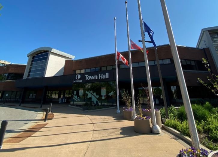 Flags in Oakville lowered to half-mast "in recognition of tragic events in Buffalo"